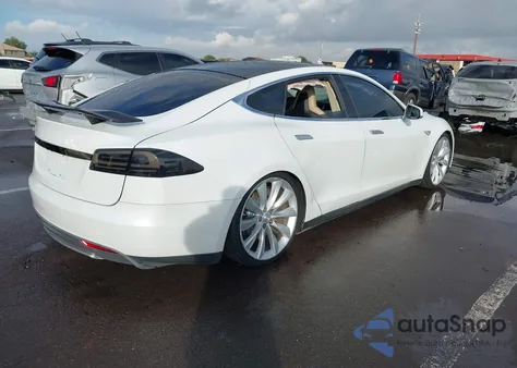 2012 Tesla Model S Signature z USA, uszkodzony, nr VIN 5YJSA1DN6CFS00369